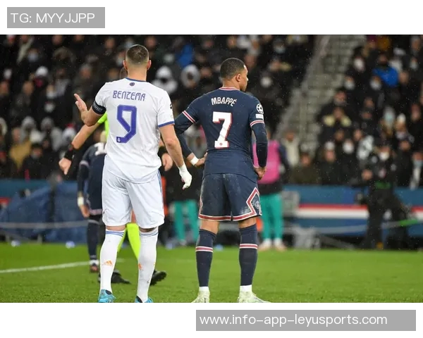 本赛季五大联赛姆巴佩与维尼修斯在禁区内触球超80次的独特表现分析