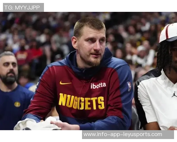 卡尔盛赞约基奇第六季MVP表现称其为篮球历史顶尖球员之一 卡尔盛赞约基奇第六季MVP表现称其为篮球历史顶尖球员之一