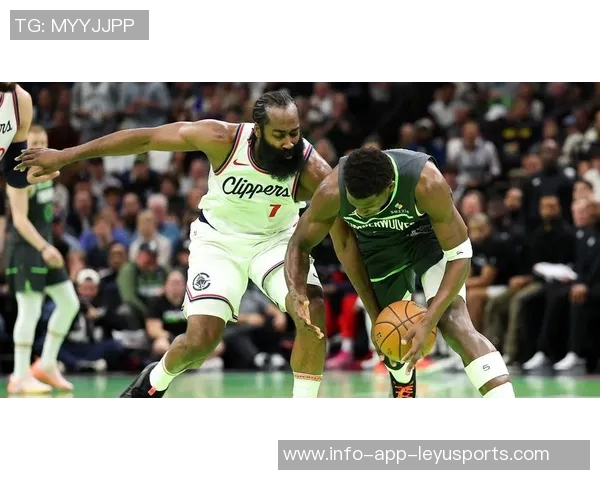 森林狼引导爱德华兹学习哈登技巧助力提升罚球能力与进攻效率