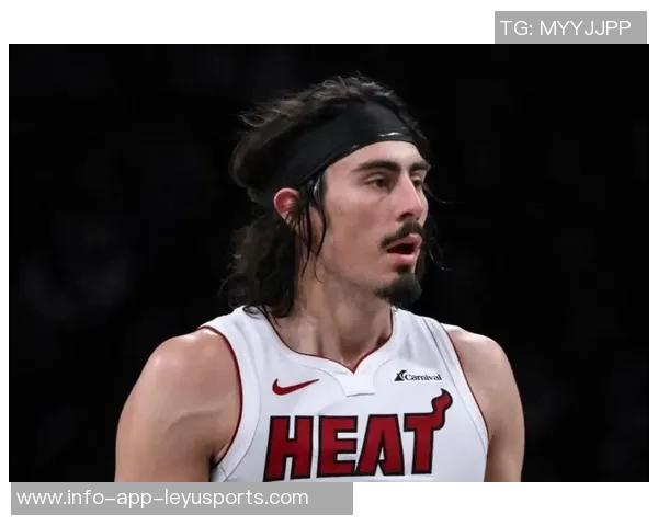 维金斯称赞阿德巴约全能防守能力认为他是联盟顶级防守者之一