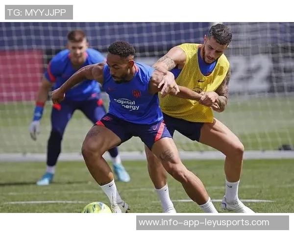 马竞一线队球员亲临体育城工地近距离了解建设进展情况